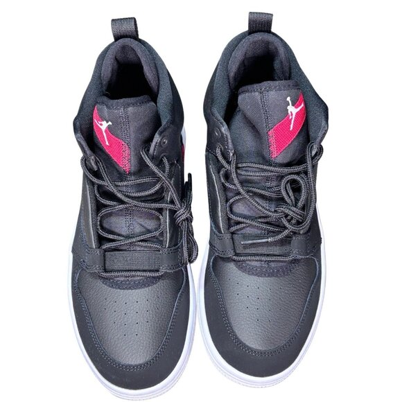 Jordan Fadeaway (GS) Black/White-Gym Red Youth Basketball Shoes Size 7Y - Picture 1 of 7